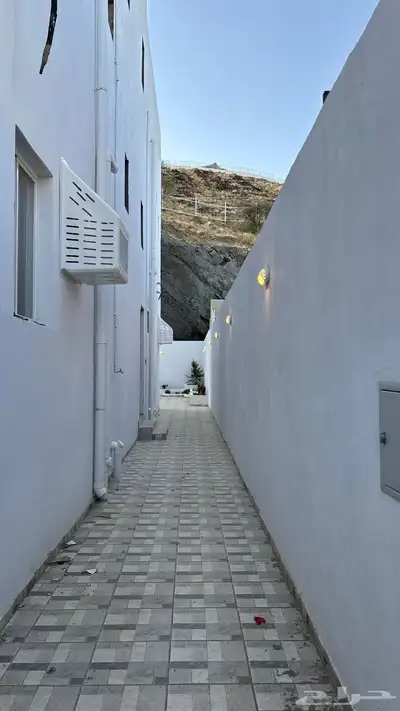 فيلا دوبلكس فاخرة بمخطط الوسام رقم 3 مساحة 447 م للبيع 5