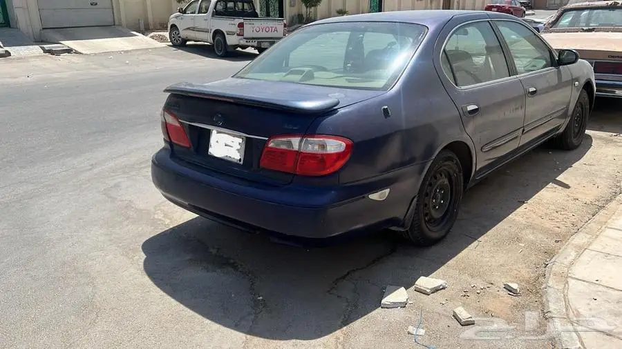 Nissan maxima 1