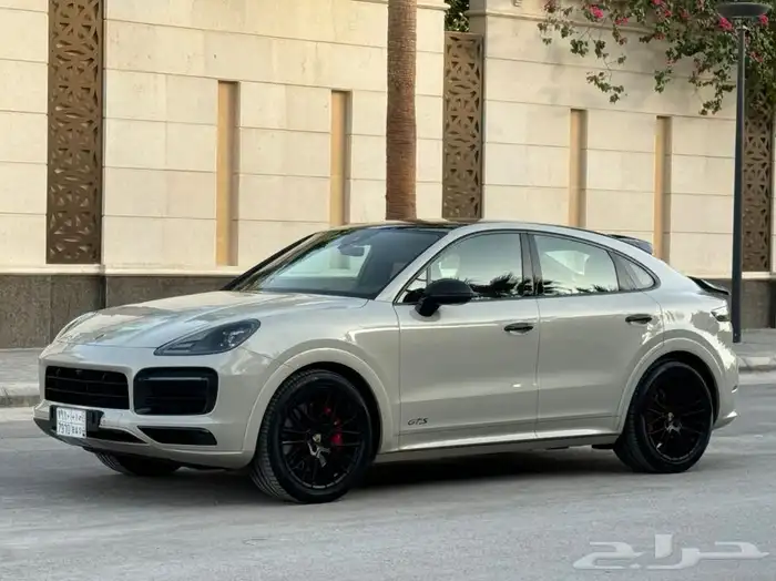 بورش كايين GTS موديل 2022 تحت الضمان 4