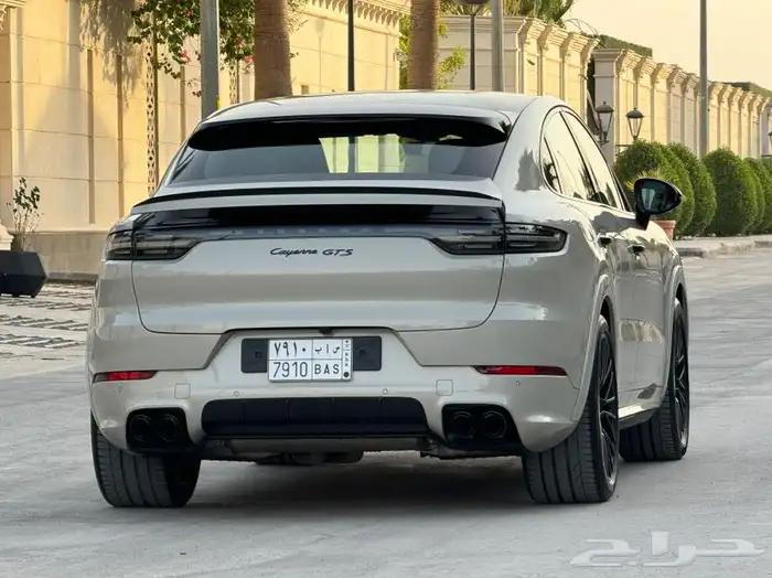 بورش كايين GTS موديل 2022 تحت الضمان 14