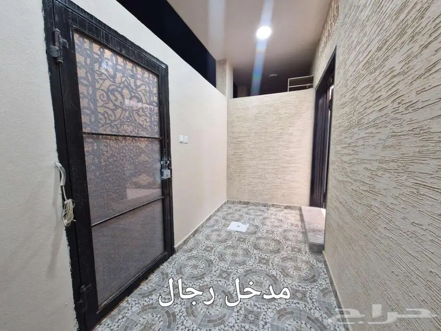 دور أرضي للإيجار حي درة المنسك 9
