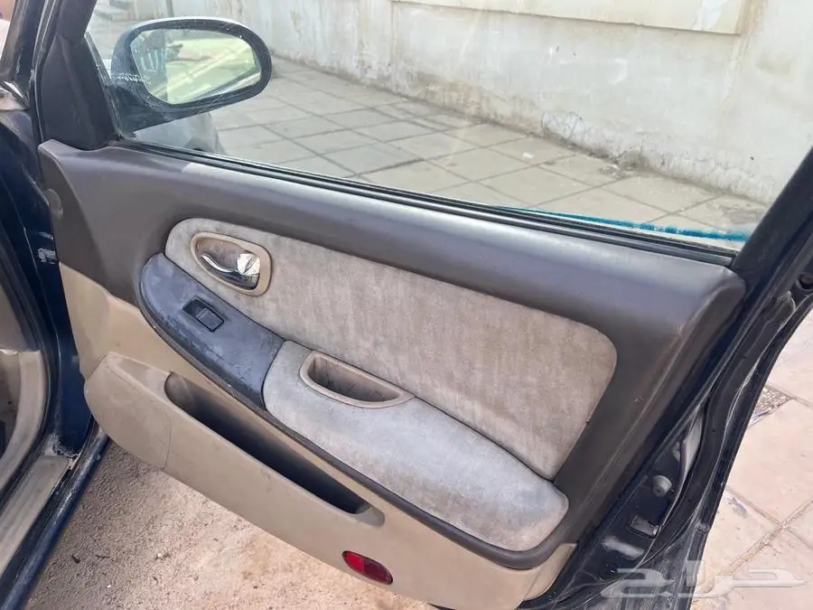 Nissan maxima 4