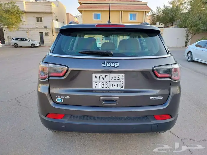 جيب كوباس 4x4 خالي من الحوادث 8