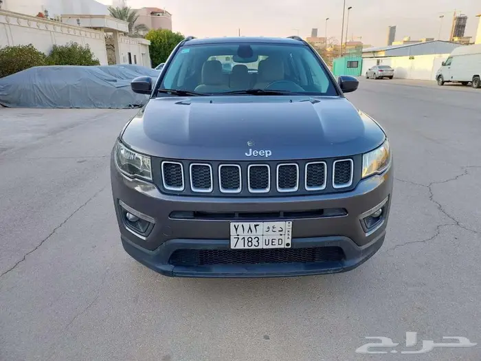 جيب كوباس 4x4 خالي من الحوادث 3