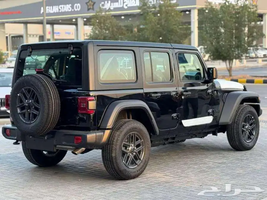 جيب رانجلر سبورت 2024 4
