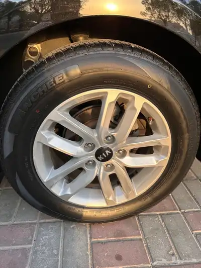 كيا ابوتيما 18