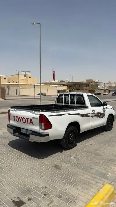 هايلوكس غمارة ديزل 2800 قير عادي 6 غيار 2023 المالك الأول 20