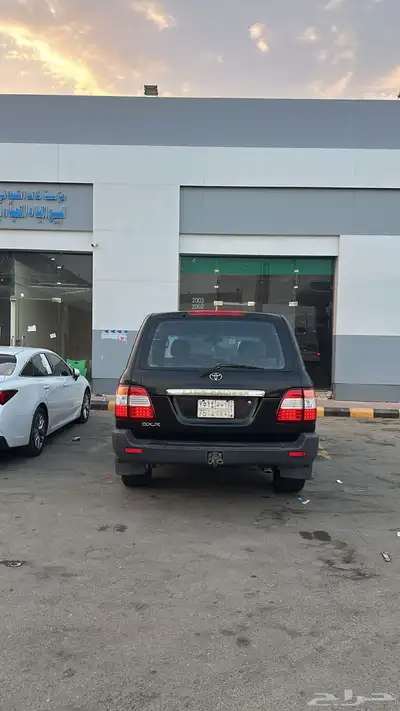لاندكروزر تم البيع 8