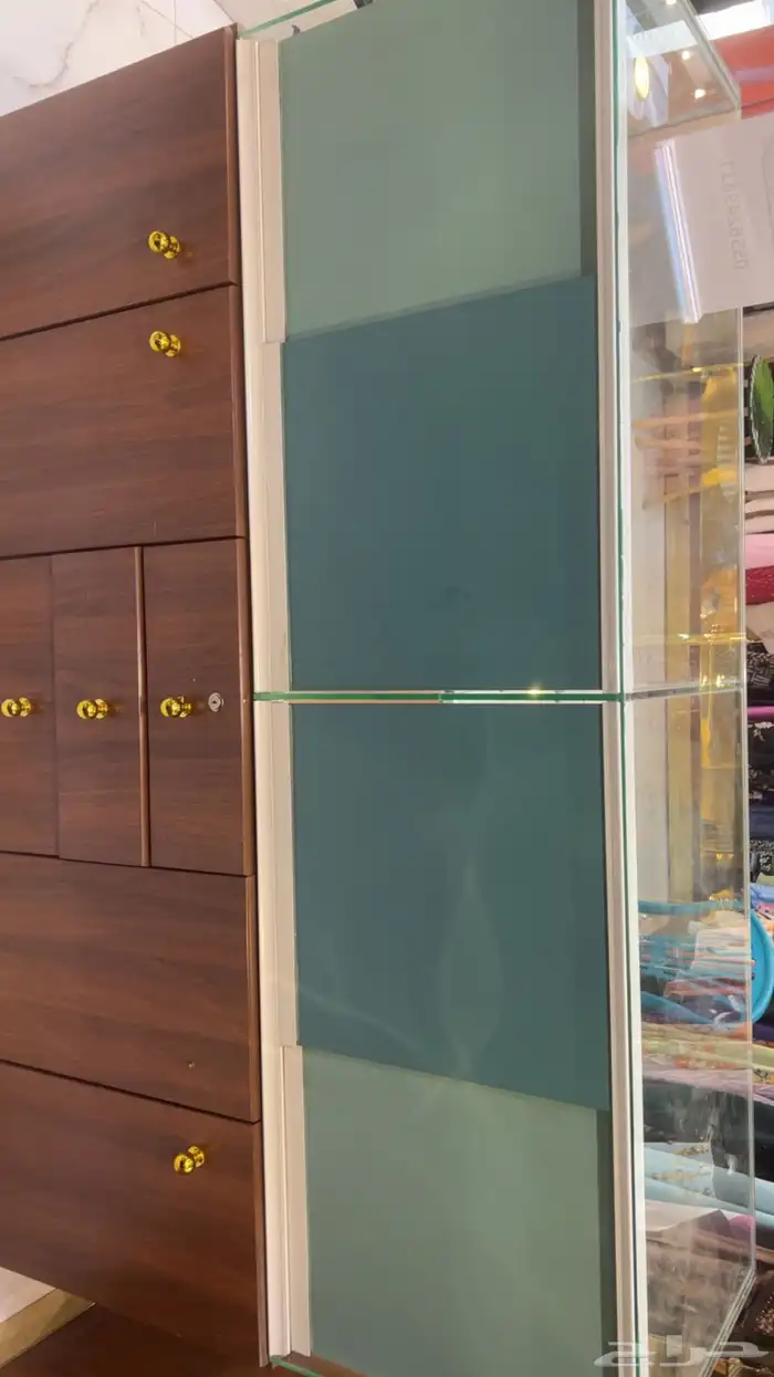 ديكور للبيع 2 في 3 مع طاولة على السوم 4