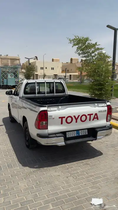 هايلوكس غمارة ديزل 2800 قير عادي 6 غيار 2023 المالك الأول 23