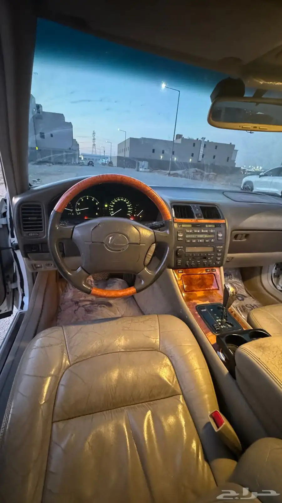 لكزس ls 400 8