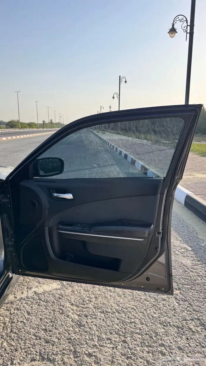 تشارجر 2016 sxt محول srt 3