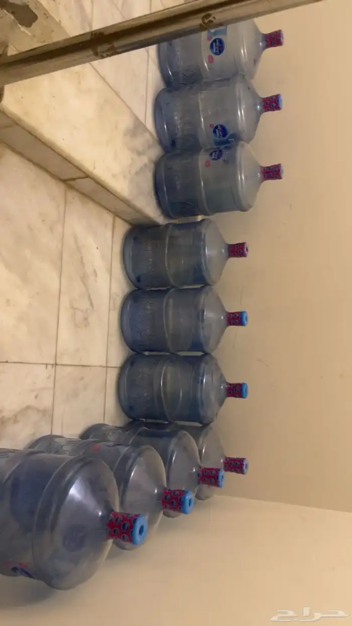 جالونات مياه لشركه نسله بعدد 10 حبات 1