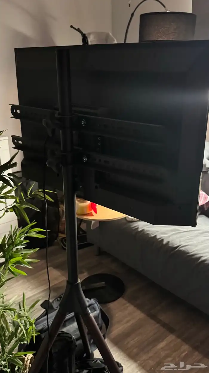 شاشة Toshiba 32 بوصة بحالة ممتازة نظيفة وجودة ممتازه 2