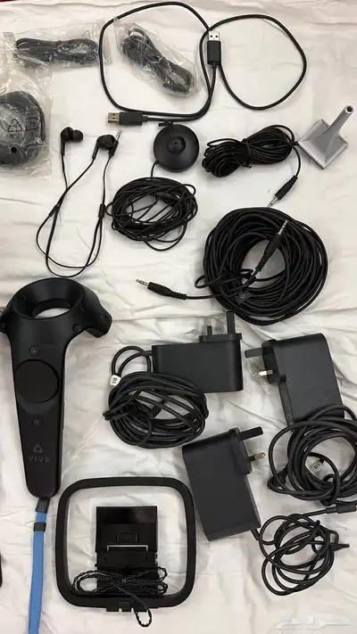 HTC Vive Virtual Reality System 5