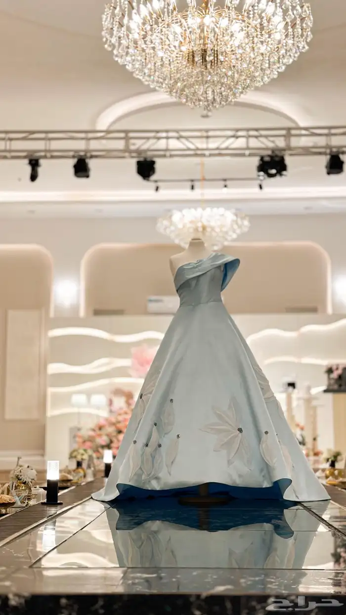 فستان ملكه 1