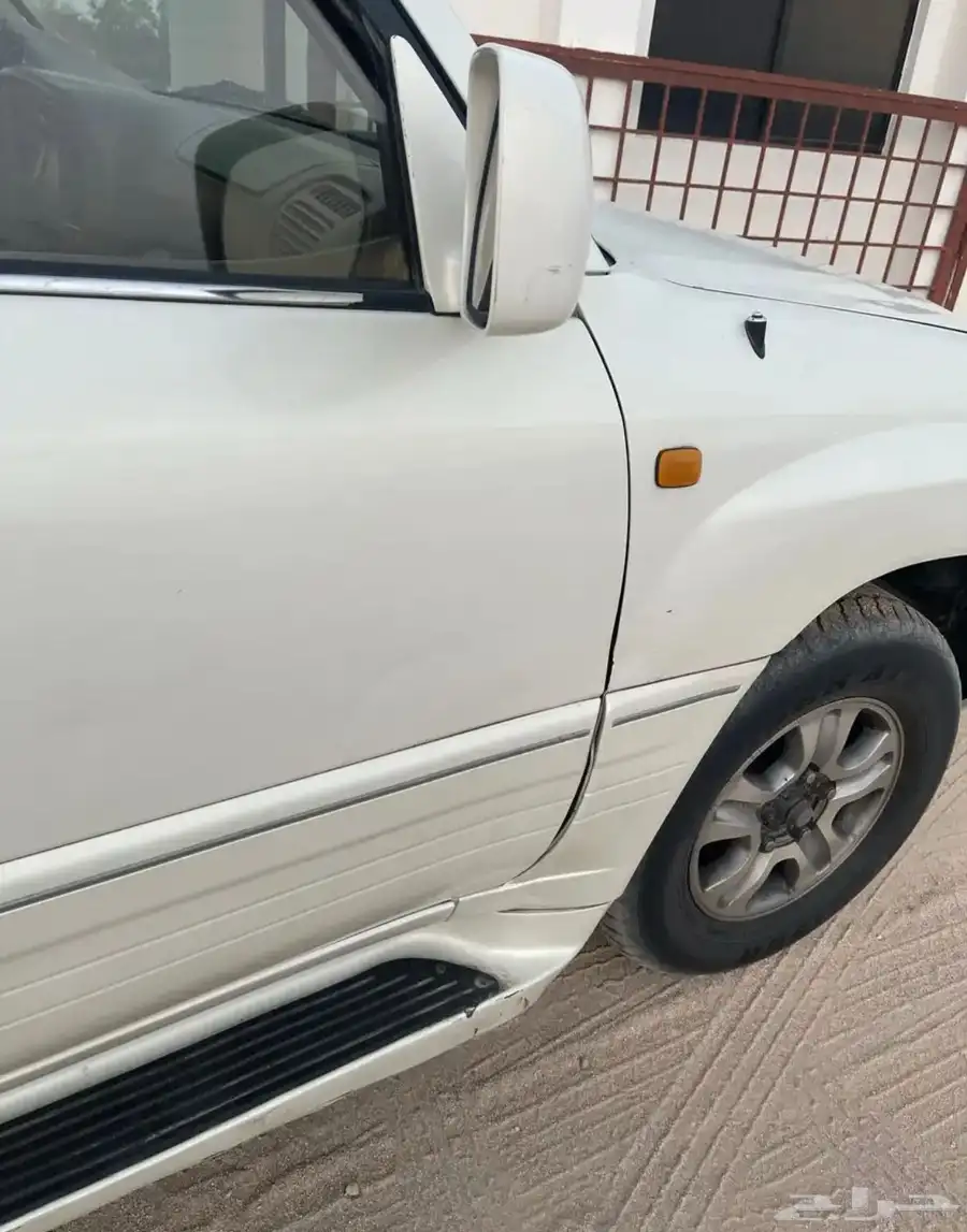 لكزس LX 2002 أمريكي للبيع على السوم   مع لوحة شبه مميزة 5