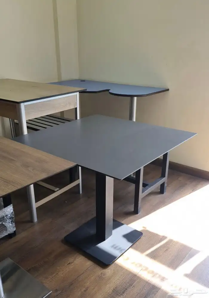 توريد و تركيب قواطع و ابواب فينوليك HPL 9