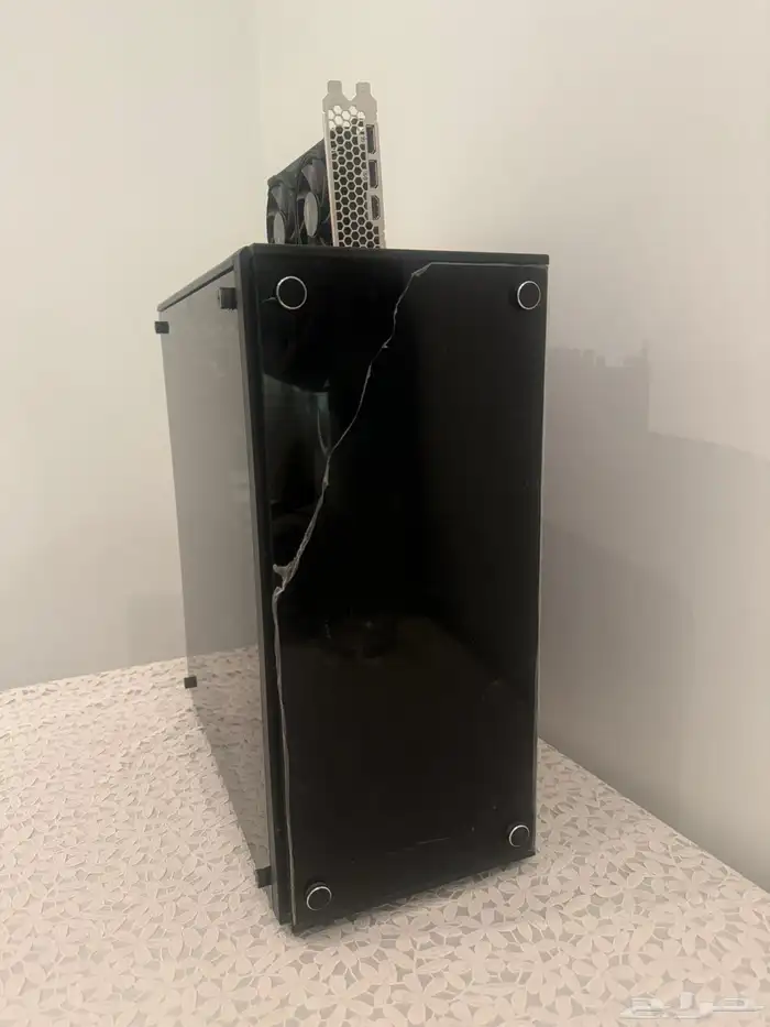 كرت RTX1650 مع الصندوق حقه   الكايس استخدام نضيف 1