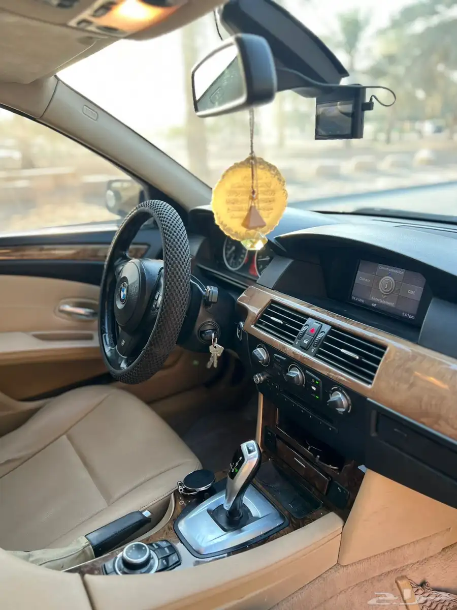 بي ام دبليو 520i 2010 (( بحالة ممتازة )) 3