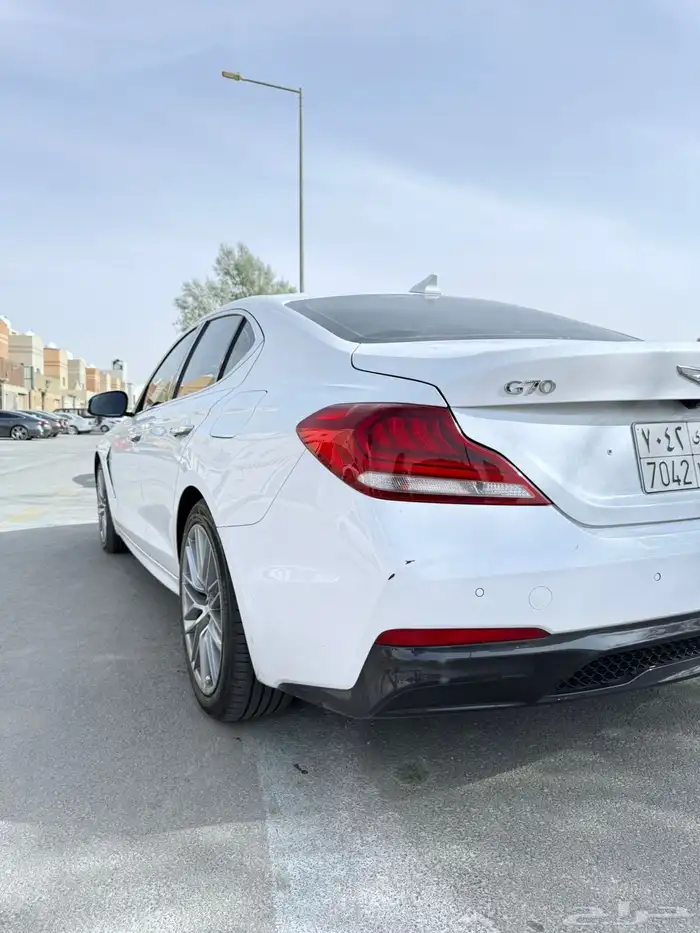 جنسس g70 ديزل فل كامل م2019 3