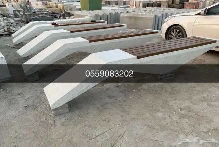 كراسي خرسانية وحاويات واحواض للحدائق 41