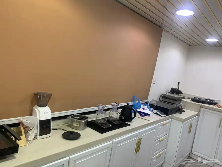 للبدل او للبيع كشك. كوفي. اغراض 7