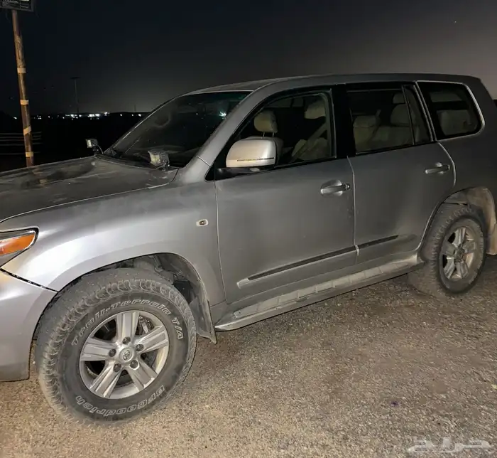 لاندكروزر 2010 1
