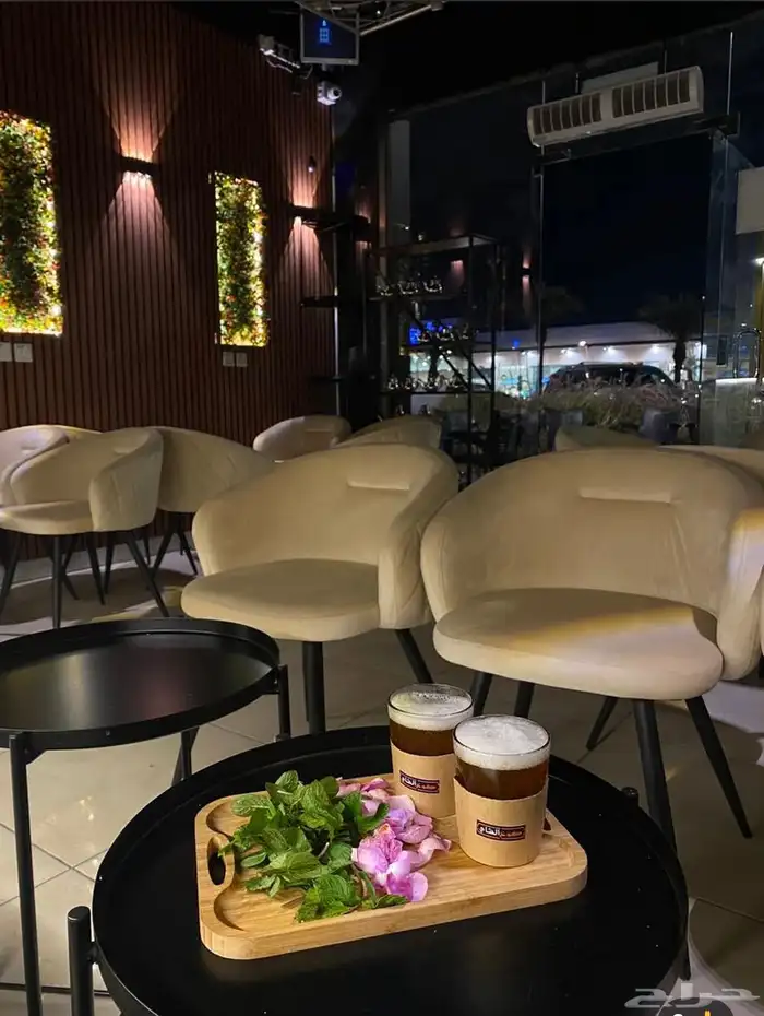 مقهى كوخ الشاي 6