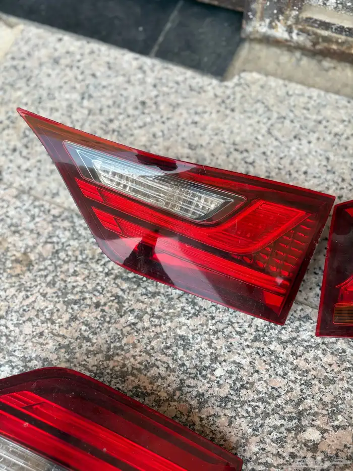 اصطبات خلفيه لكزس GS350 من موديل 2012 الين 2015 اصلي مستعمل 4