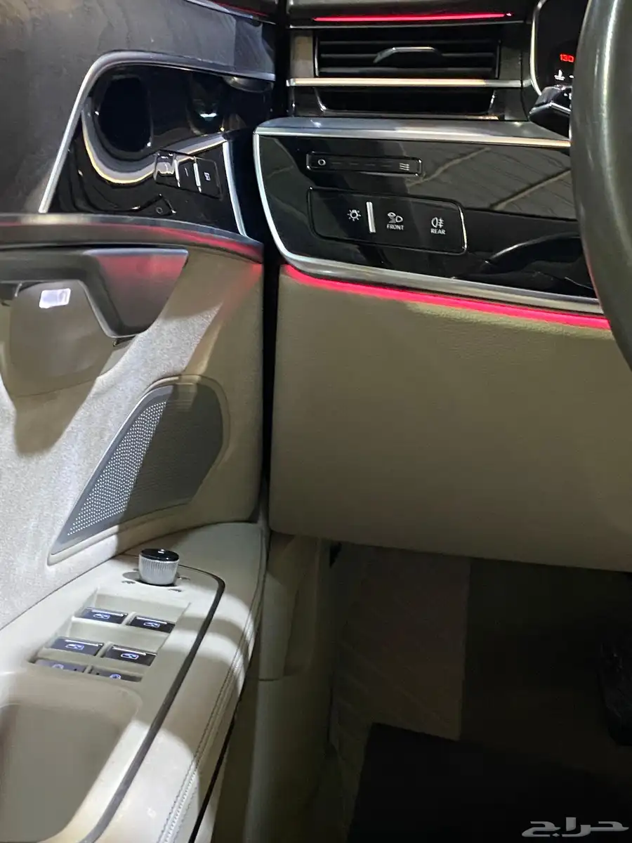 اودي A8 L 2018 ( أعلى فئة ) بحالة نظيفة جدا 40