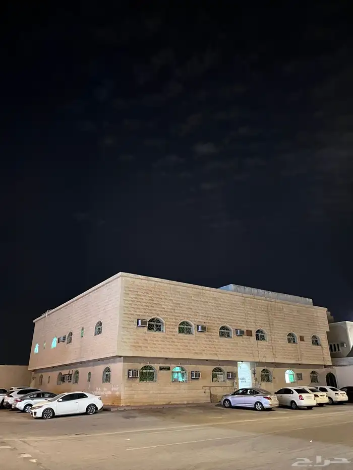 شقة للإيجار بحي المروة غرفه وصاله وحمام ب23.000 0