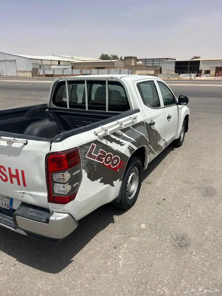 مستوبيشي 200L 2