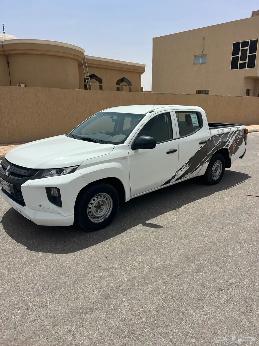 مستوبيشي 200L 4