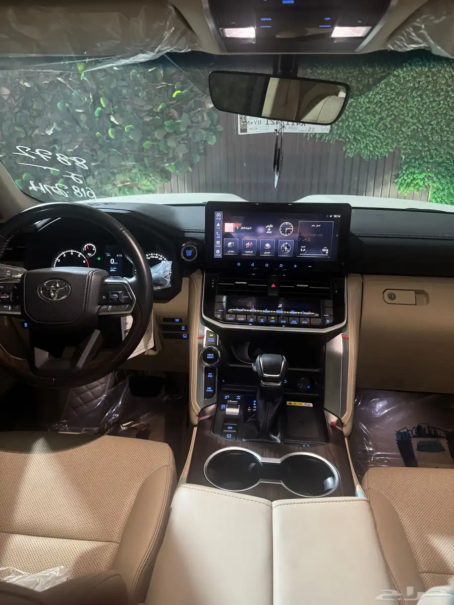 للبيع لاندكروزر GXR 2024 الفئه 4 17