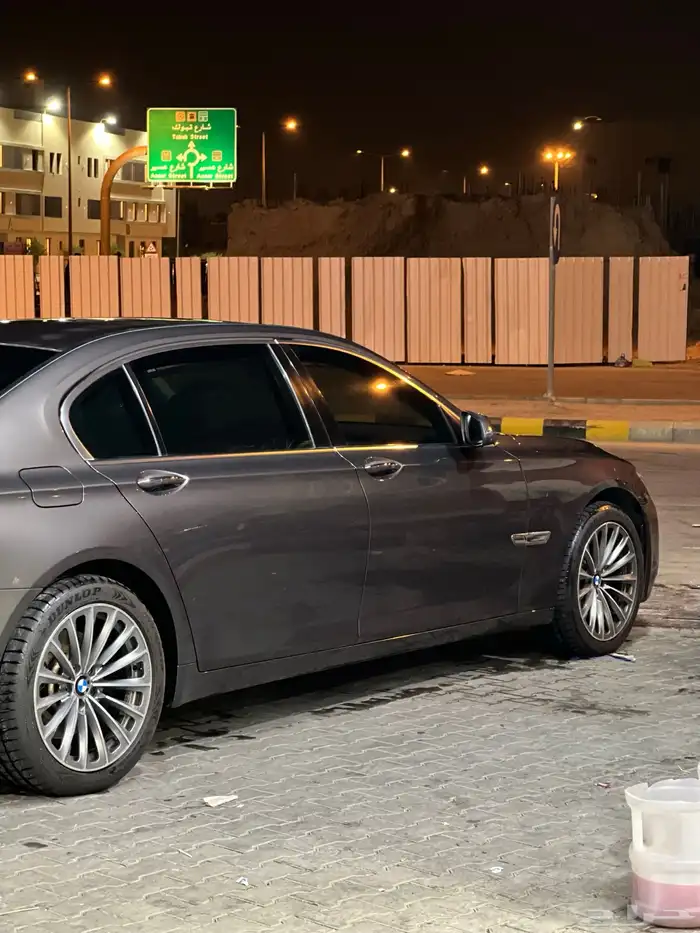 بي ام دبليو 730 موديل 2013 5