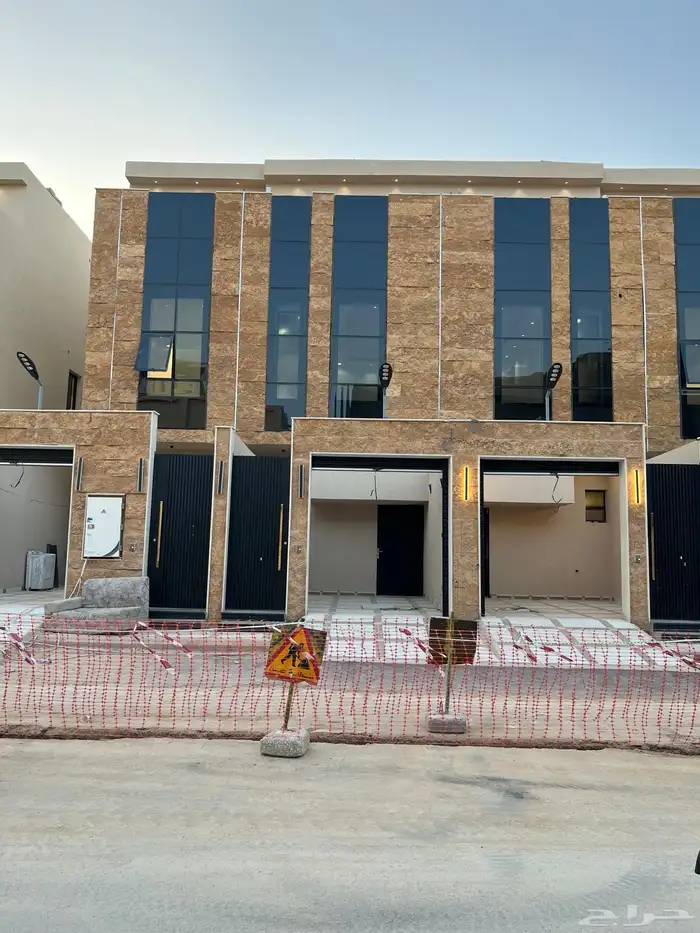للبيع أدوار نظام تاون هاوس 0