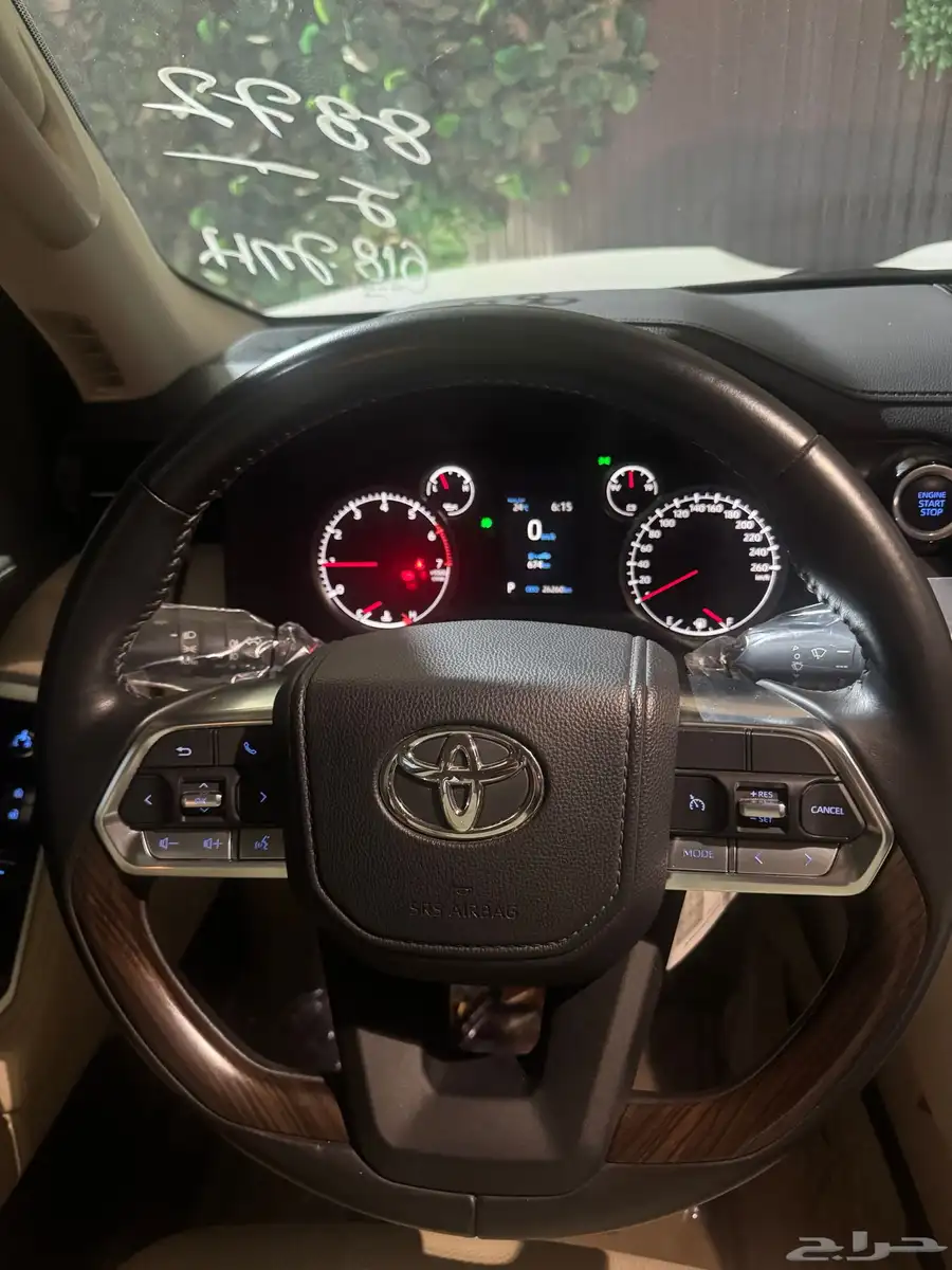 للبيع لاندكروزر GXR 2024 الفئه 4 18