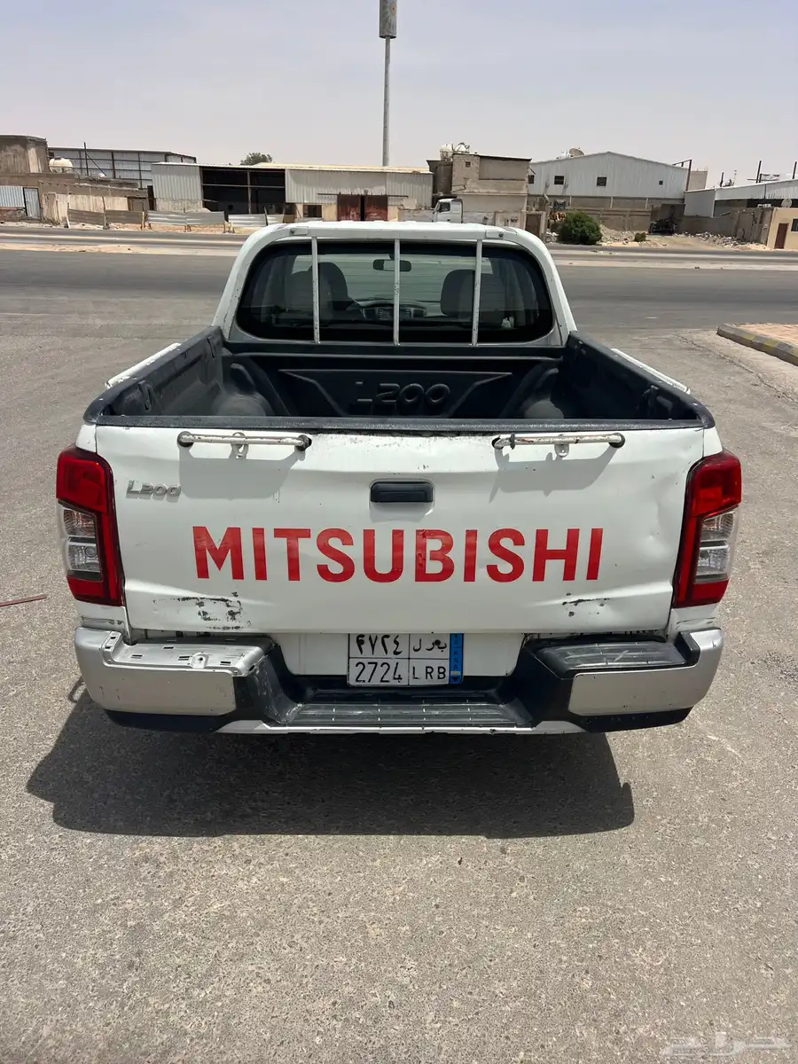 مستوبيشي 200L 3