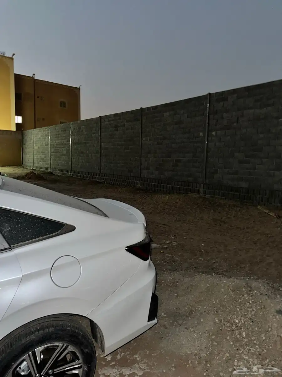 يارس Y 2024 تم البيع تم البيع 6