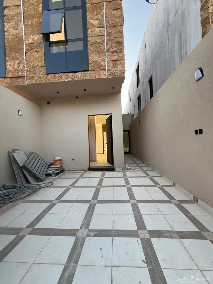 للبيع أدوار نظام تاون هاوس 3