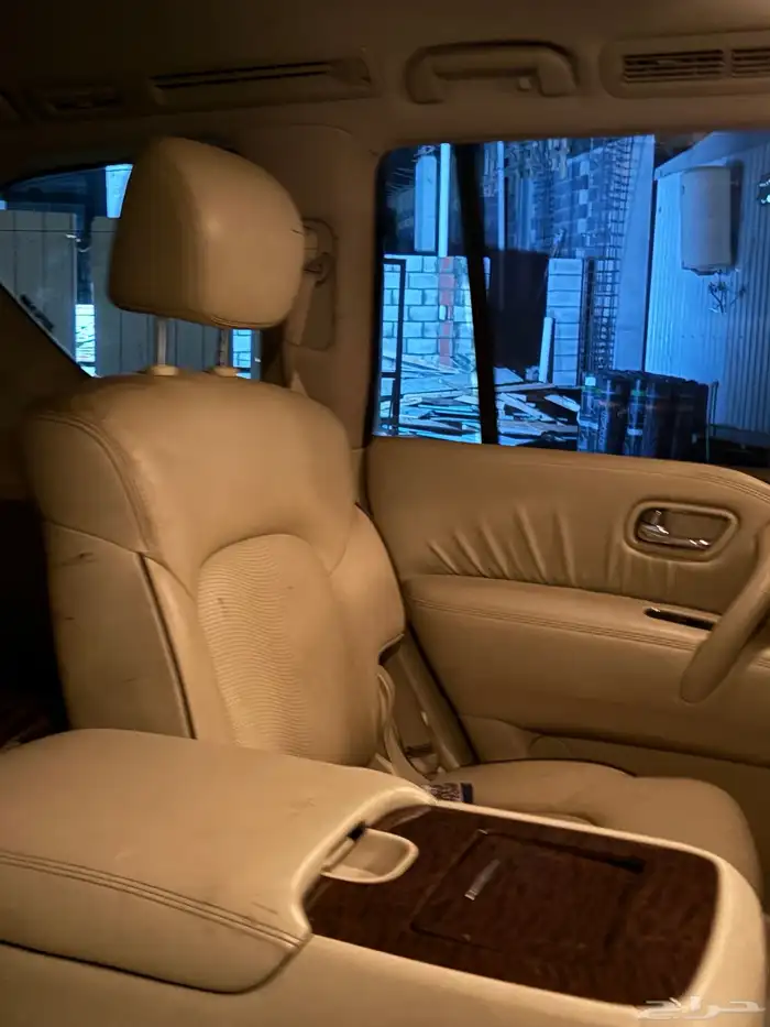 باترول بلاتينيوم 2010 V8 400 حصان 8