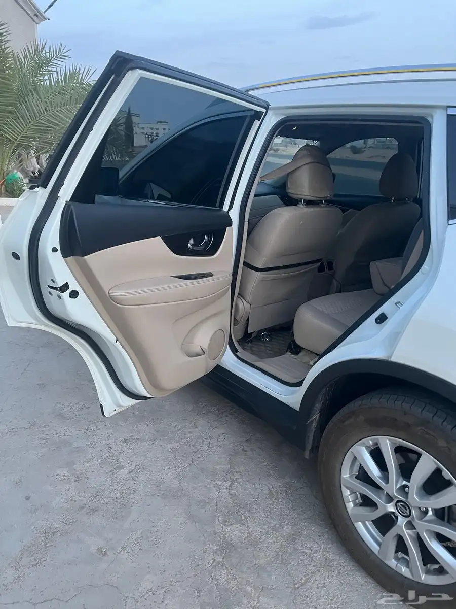 اكس تريل 6