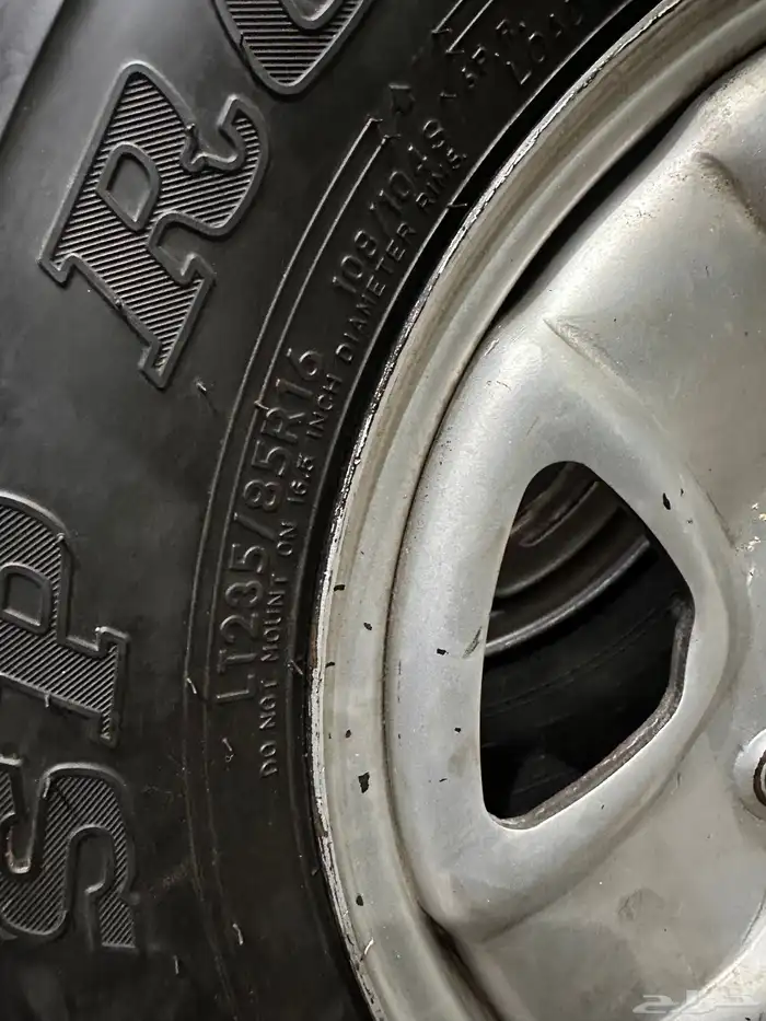 جنوط ديازل مع كفرات دنلوب لبنه 235 85 16 5