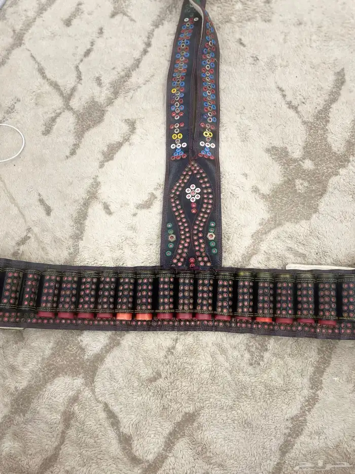 سكين ام شوكة لها عند الوالد الله يرحمه مايقارب اكثر من 30 س 7