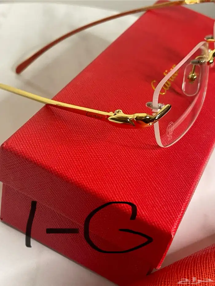 نظارات كارتير هلي كوالتي 0