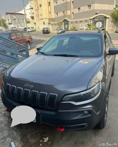 للبيع جيب شروكي تريل هوك 2019 2