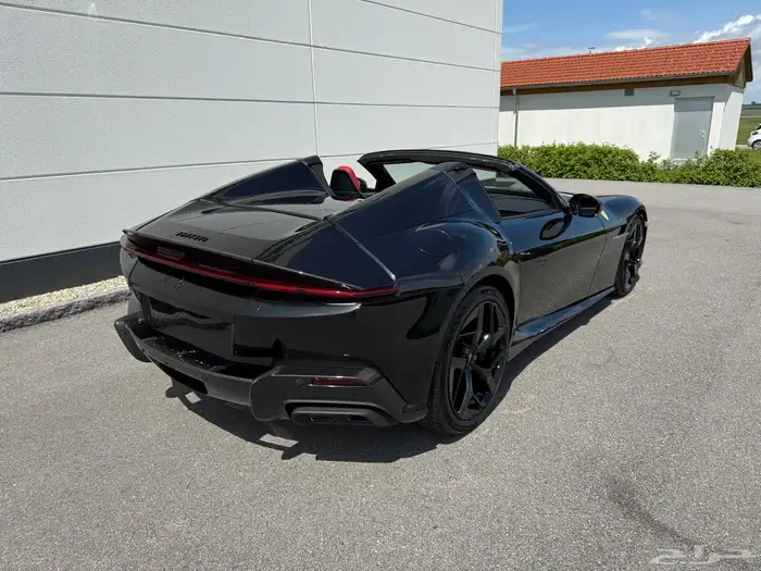 ferrari 12cilindri spider 7