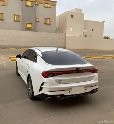 كيا K5 فل كامل 2020 8