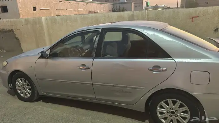 للبيع كامري 2005قراندي سعودي 0